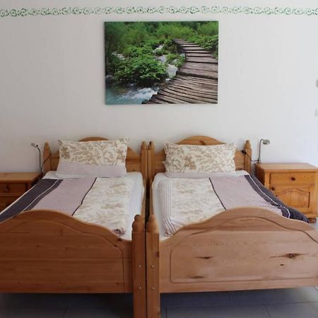 פולדה Appartment Am Traetzhof מראה חיצוני תמונה
