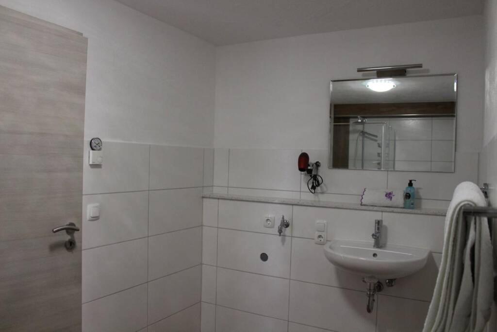 פולדה Appartment Am Traetzhof מראה חיצוני תמונה